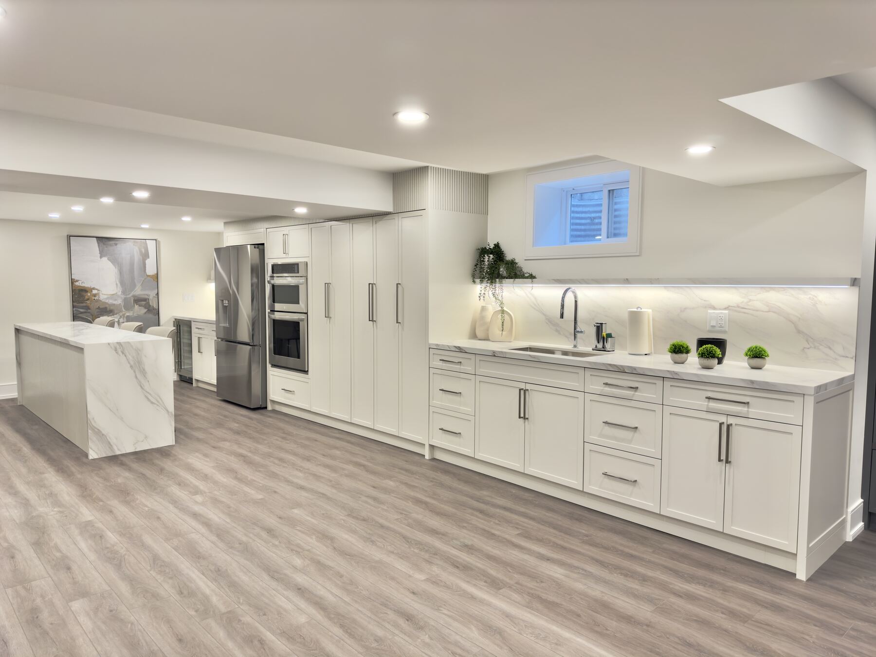 Kitchen bar with custom millwork — Desire Basements