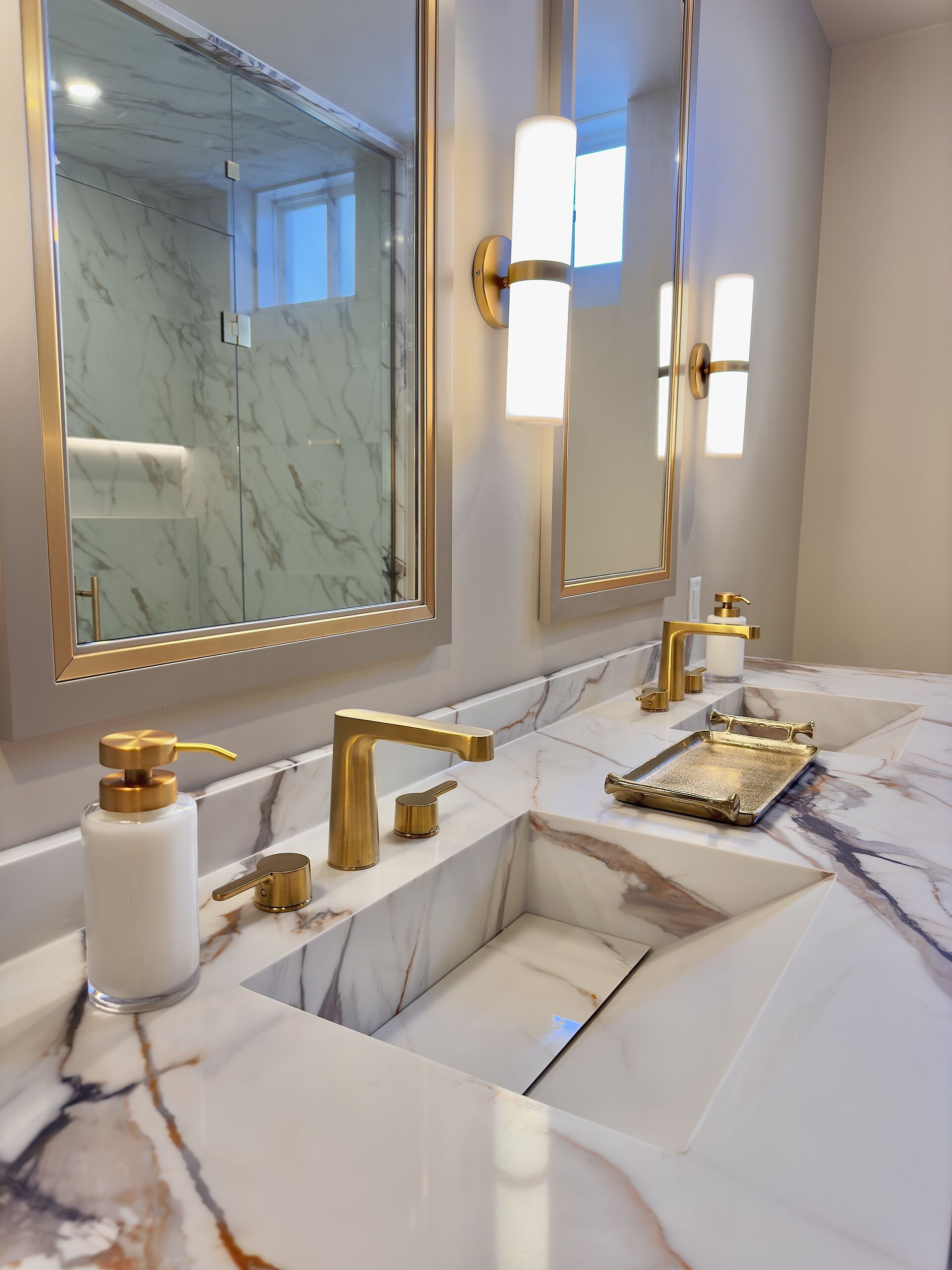 Spa ensuite bathroom — whole-home renovation in the GTA